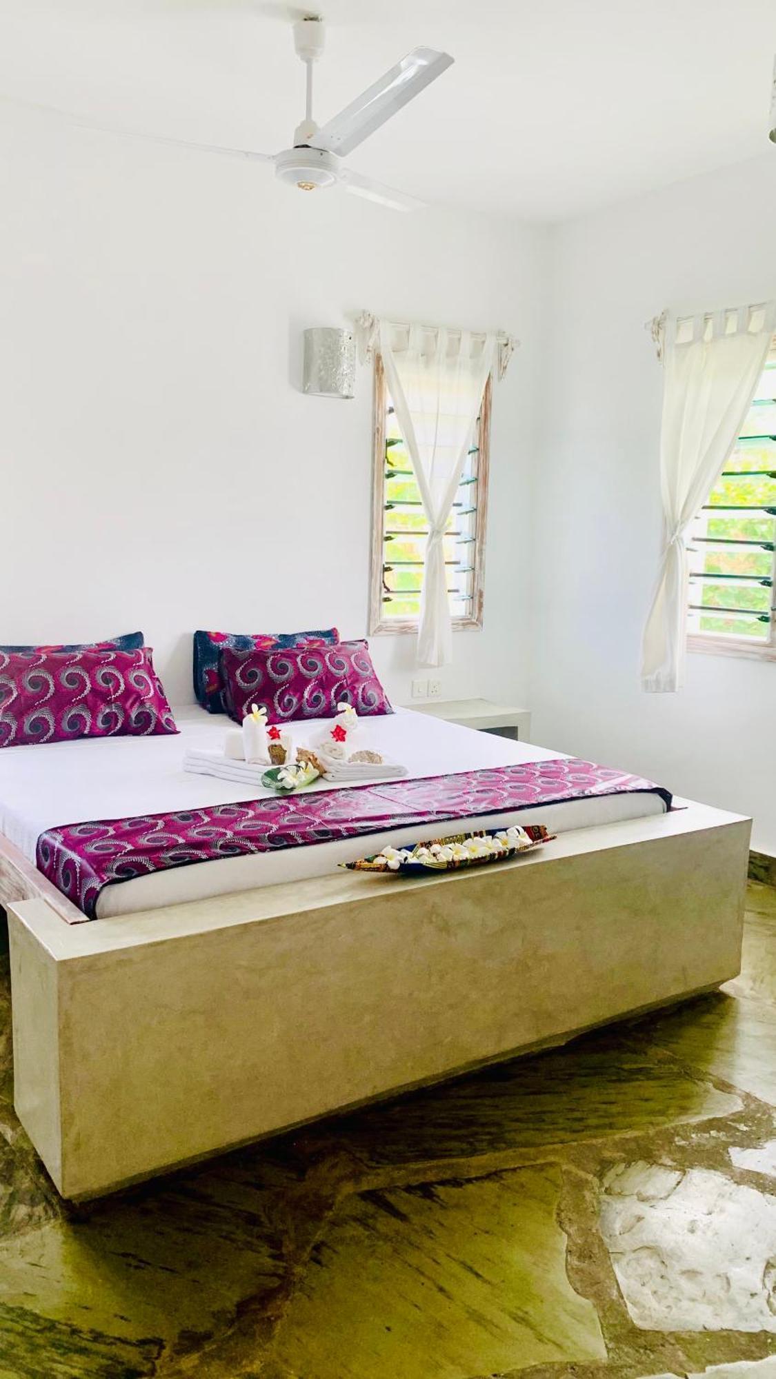 Bed and Breakfast Nyuso Za Afrika Watamu Esterno foto