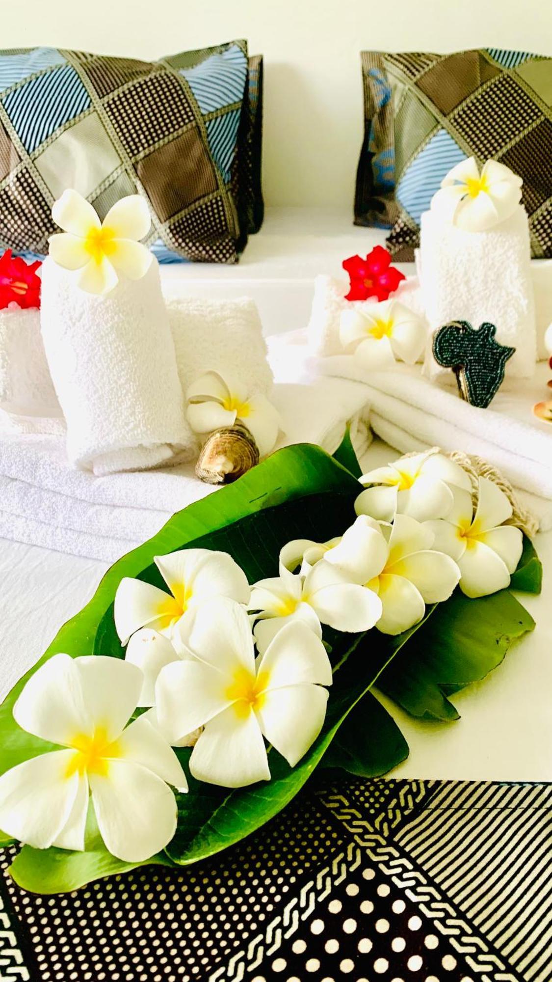 Bed and Breakfast Nyuso Za Afrika Watamu Esterno foto