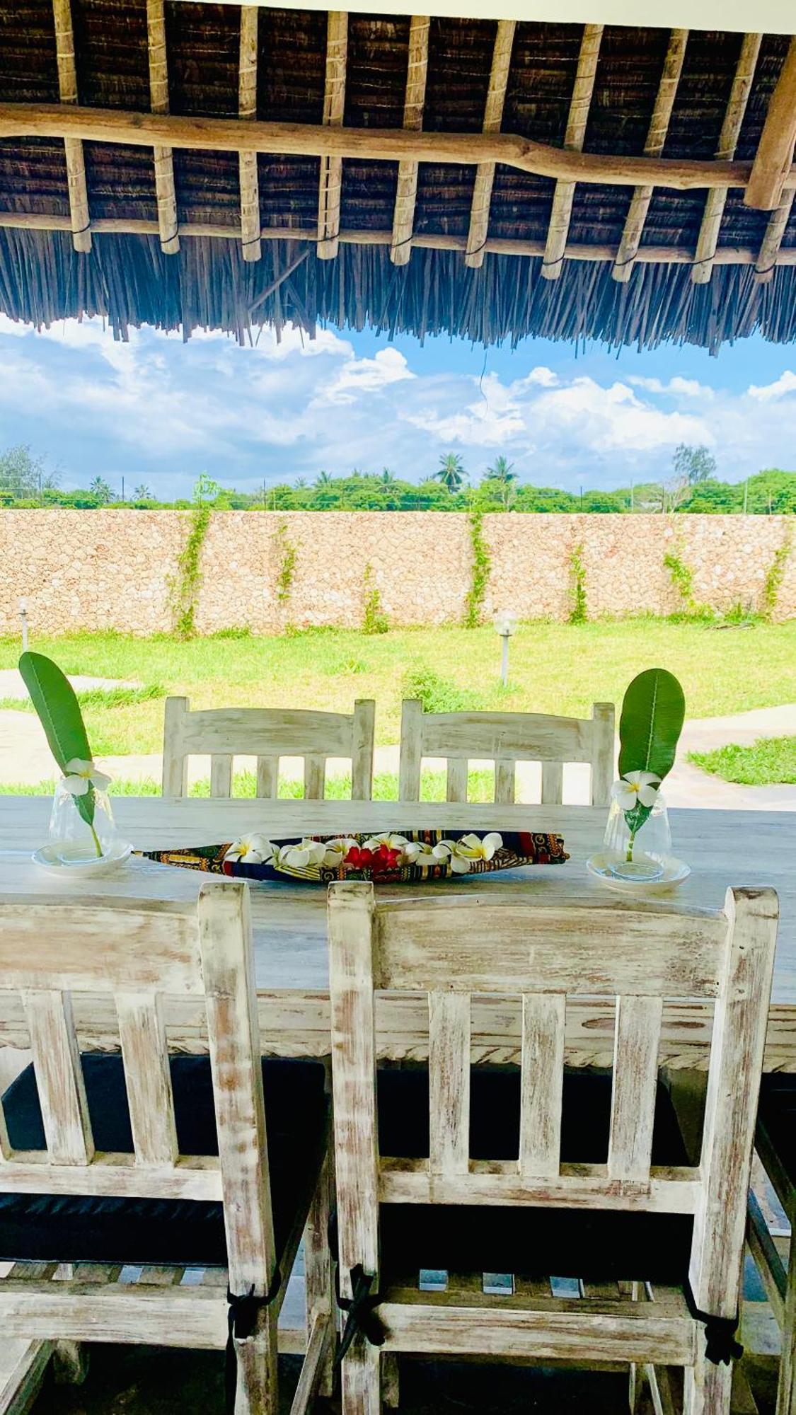Bed and Breakfast Nyuso Za Afrika Watamu Esterno foto