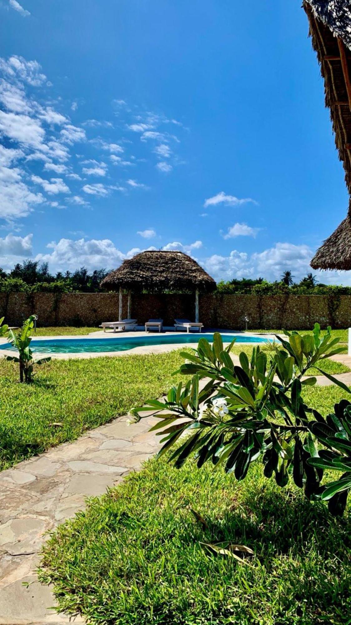 Bed and Breakfast Nyuso Za Afrika Watamu Esterno foto